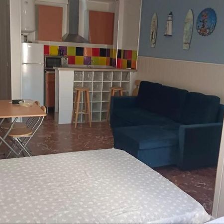 La Biznaga Estudio Frente Al Mar Benalmadena Bagian luar foto